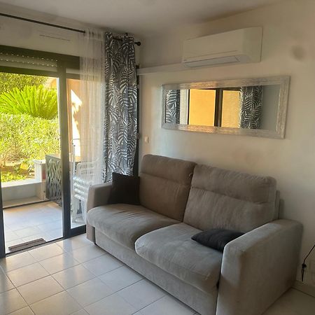 Appartement Rdc En Residence Avec Piscine 칸느 외부 사진